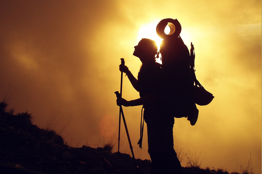 trekking
